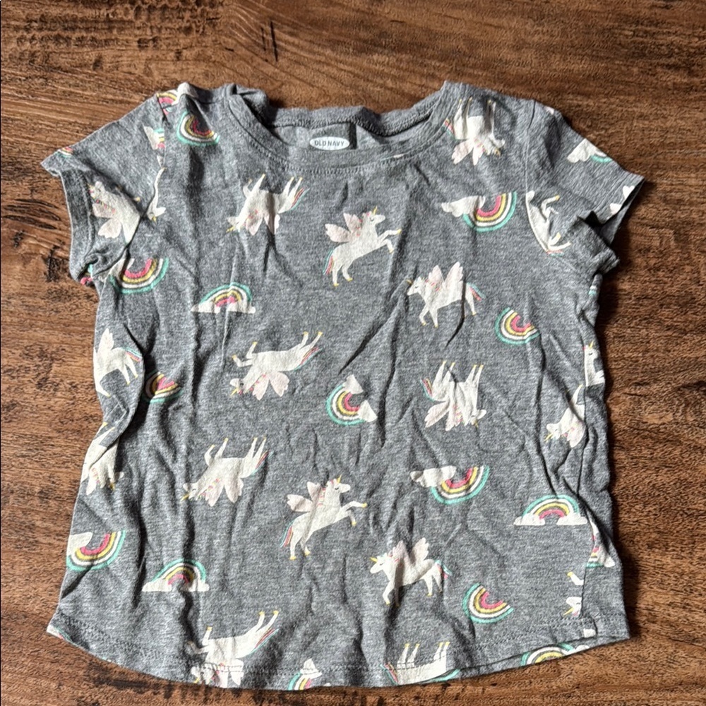 Gray Unicorn and Rainbow Kids T-Shirt